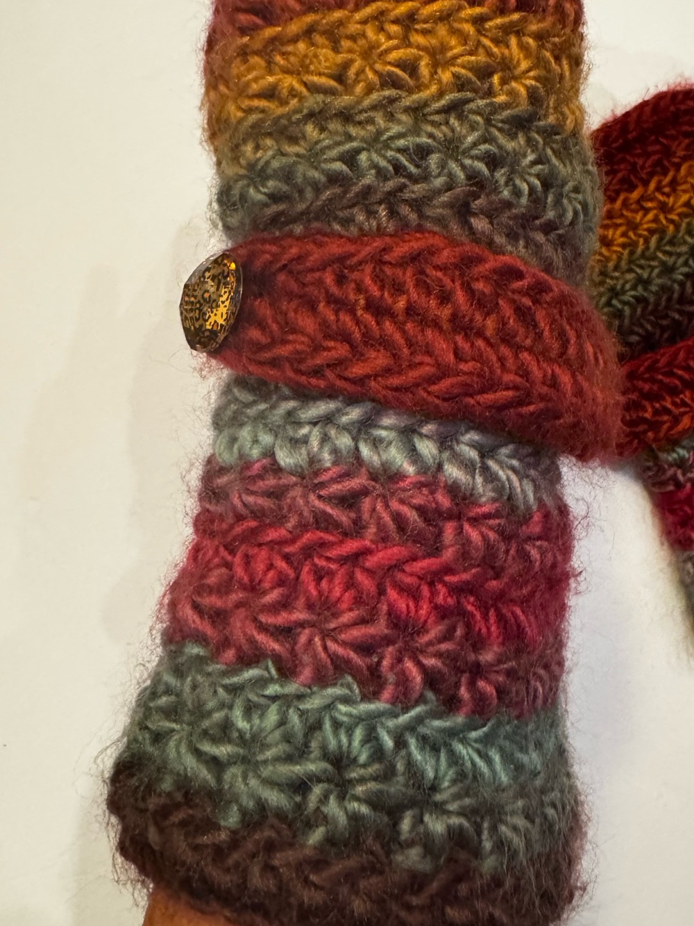 Handmade Handwarmers Crochet Striped Burgundy Blue Tan Mittens Womens - Picture 3 of 8